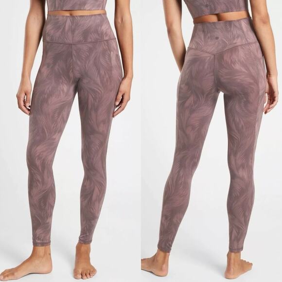 Athleta Salutation Stash Pocket II Printed High Rise
Tight Leggings Ava Almond - Picture 2 of 9